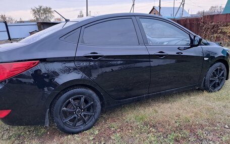 Hyundai Solaris II рестайлинг, 2016 год, 730 000 рублей, 3 фотография