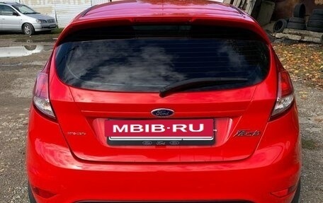 Ford Fiesta, 2016 год, 900 000 рублей, 3 фотография