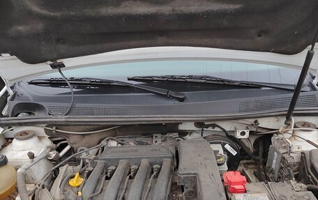 Renault Logan II, 2018 год, 800 000 рублей, 4 фотография