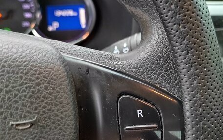 Renault Logan II, 2018 год, 800 000 рублей, 9 фотография