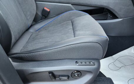 Volkswagen Tiguan, 2025 год, 5 490 000 рублей, 13 фотография