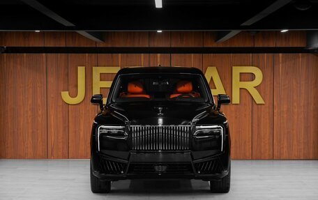 Rolls-Royce Cullinan, 2024 год, 75 000 000 рублей, 4 фотография