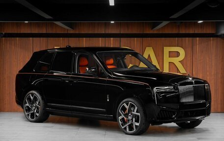 Rolls-Royce Cullinan, 2024 год, 75 000 000 рублей, 5 фотография