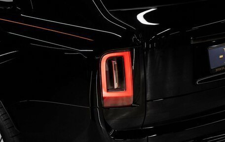 Rolls-Royce Cullinan, 2024 год, 75 000 000 рублей, 9 фотография