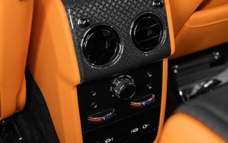 Rolls-Royce Cullinan, 2024 год, 75 000 000 рублей, 28 фотография