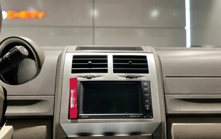 Dodge Nitro, 2007 год, 1 380 000 рублей, 14 фотография