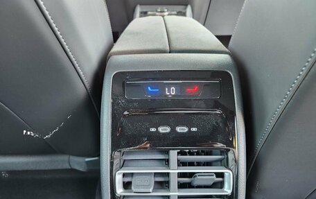 Volkswagen Tiguan, 2025 год, 5 490 000 рублей, 21 фотография