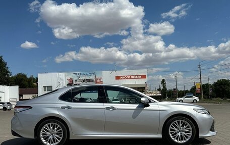 Toyota Camry, 2018 год, 3 000 000 рублей, 6 фотография