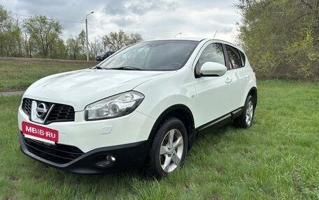 Nissan Qashqai, 2012 год, 1 000 000 рублей, 3 фотография