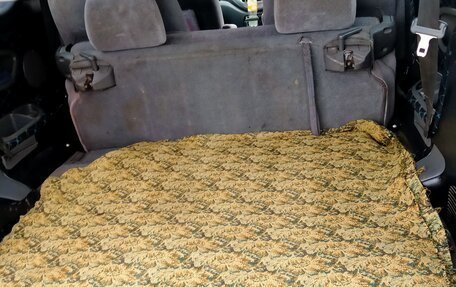 Toyota Estima III рестайлинг -2, 2003 год, 730 000 рублей, 4 фотография