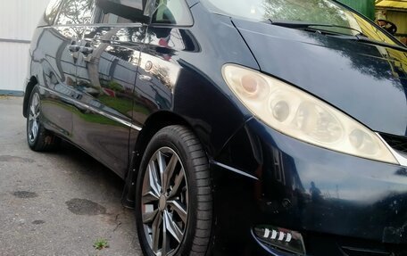 Toyota Estima III рестайлинг -2, 2003 год, 730 000 рублей, 3 фотография