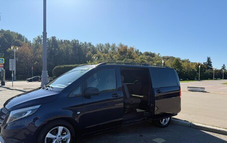 Mercedes-Benz Vito, 2015 год, 3 300 000 рублей, 2 фотография