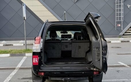 Toyota Land Cruiser Prado 150 рестайлинг 2, 2013 год, 2 148 000 рублей, 17 фотография