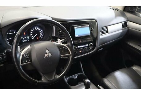 Mitsubishi Outlander III рестайлинг 3, 2012 год, 1 249 000 рублей, 6 фотография