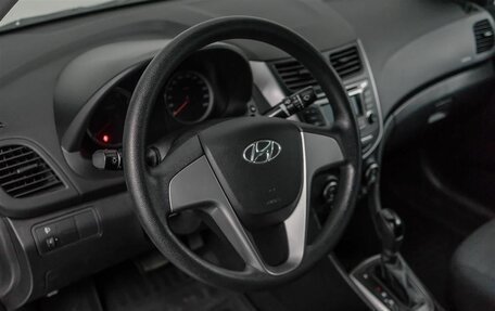 Hyundai Solaris II рестайлинг, 2016 год, 949 000 рублей, 13 фотография