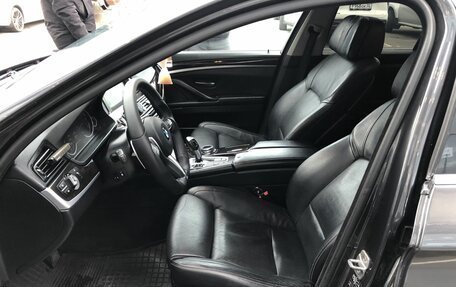 BMW 5 серия, 2014 год, 2 650 000 рублей, 15 фотография