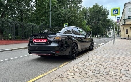 Toyota Camry, 2021 год, 3 730 000 рублей, 6 фотография