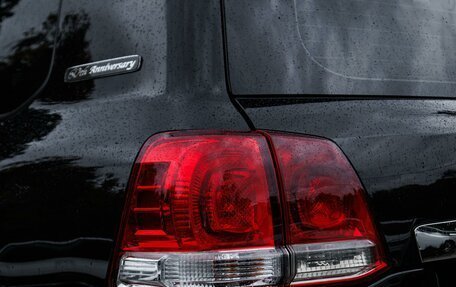 Toyota Land Cruiser 200, 2011 год, 3 189 000 рублей, 8 фотография