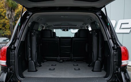 Toyota Land Cruiser 200, 2011 год, 3 189 000 рублей, 32 фотография