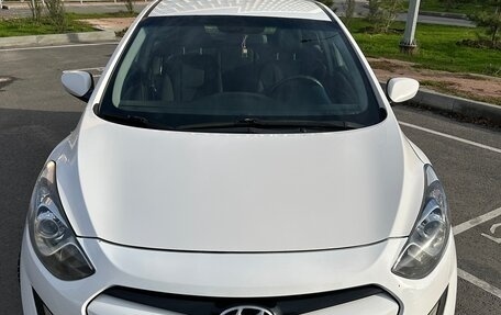 Hyundai i30 II рестайлинг, 2012 год, 870 000 рублей, 3 фотография