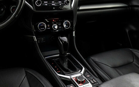 Subaru Forester, 2018 год, 3 299 000 рублей, 15 фотография