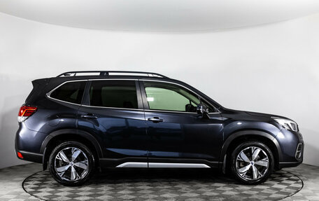 Subaru Forester, 2018 год, 3 299 000 рублей, 6 фотография