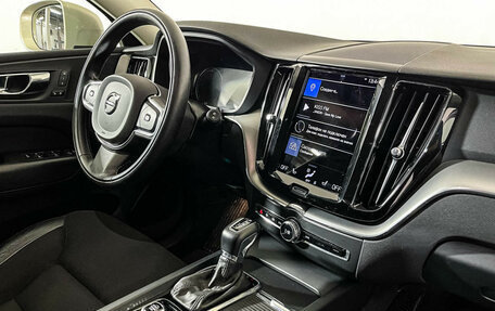 Volvo XC60 II, 2020 год, 3 997 000 рублей, 9 фотография