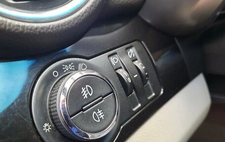 Chevrolet Orlando I, 2012 год, 960 000 рублей, 14 фотография