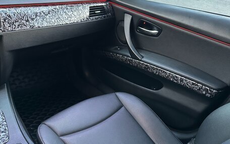 BMW 3 серия, 2007 год, 1 080 000 рублей, 10 фотография