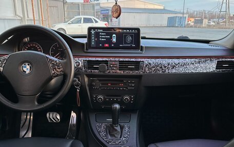 BMW 3 серия, 2007 год, 1 080 000 рублей, 11 фотография