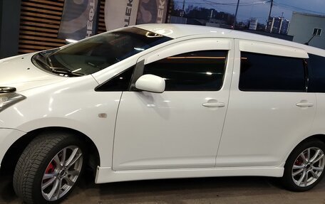 Toyota Wish II, 2003 год, 800 000 рублей, 3 фотография