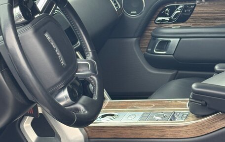 Land Rover Range Rover IV рестайлинг, 2018 год, 5 900 000 рублей, 4 фотография