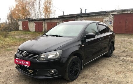 Volkswagen Polo VI (EU Market), 2014 год, 695 000 рублей, 2 фотография