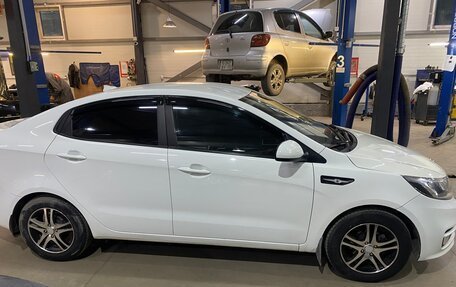 KIA Rio III рестайлинг, 2017 год, 799 999 рублей, 4 фотография