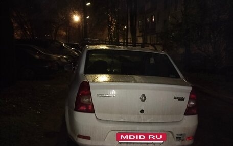 Renault Logan I, 2011 год, 130 000 рублей, 3 фотография