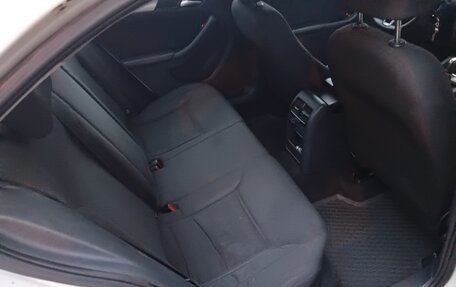 Volkswagen Jetta VI, 2015 год, 415 000 рублей, 6 фотография