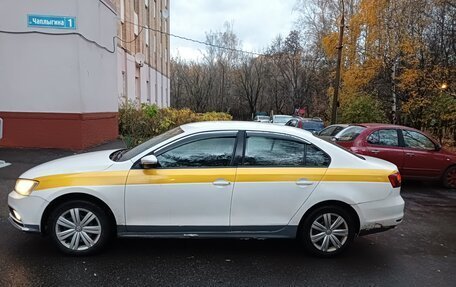 Volkswagen Jetta VI, 2015 год, 415 000 рублей, 2 фотография
