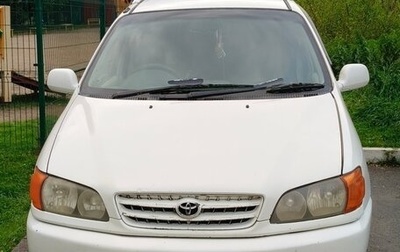 Toyota Ipsum II, 2000 год, 550 000 рублей, 1 фотография