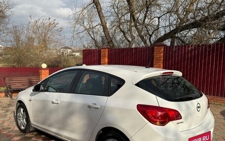 Opel Astra J, 2012 год, 650 000 рублей, 4 фотография