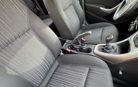 Opel Astra J, 2012 год, 650 000 рублей, 14 фотография