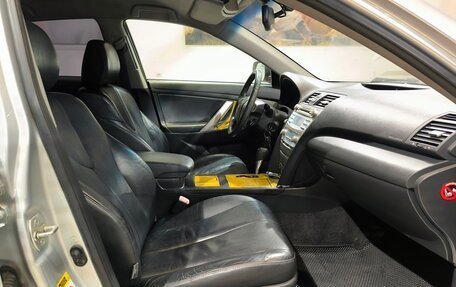 Toyota Camry, 2007 год, 980 000 рублей, 13 фотография