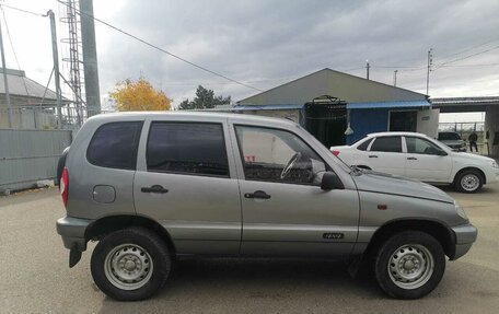 Chevrolet Niva I рестайлинг, 2005 год, 300 000 рублей, 3 фотография
