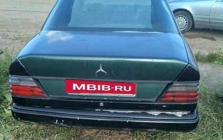 Mercedes-Benz W124, 1988 год, 100 000 рублей, 2 фотография