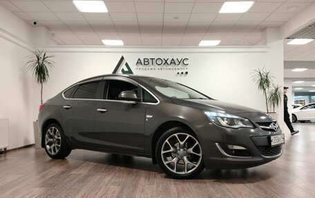 Opel Astra J, 2013 год, 818 000 рублей, 3 фотография