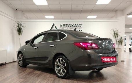 Opel Astra J, 2013 год, 818 000 рублей, 6 фотография