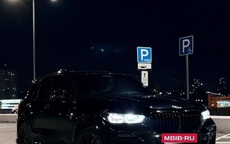 BMW X5, 2019 год, 6 050 000 рублей, 3 фотография