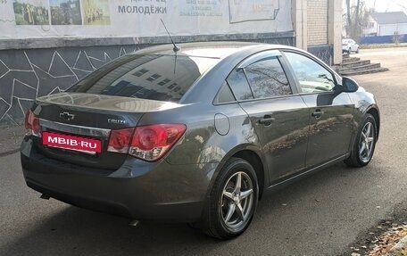 Chevrolet Cruze II, 2012 год, 640 000 рублей, 3 фотография