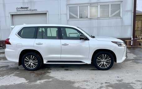 Lexus LX III, 2017 год, 7 300 000 рублей, 3 фотография