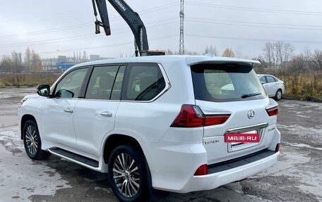 Lexus LX III, 2017 год, 7 300 000 рублей, 5 фотография