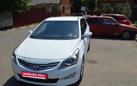 Hyundai Solaris II рестайлинг, 2016 год, 1 200 000 рублей, 4 фотография